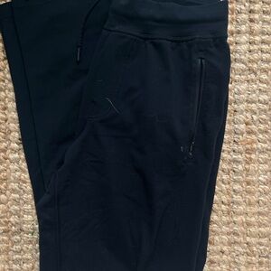 Men’s LULU Black Jogger Pants- Medium